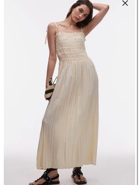 Topshop Shirred Bodice Midi Dress in Yellow. Size 2